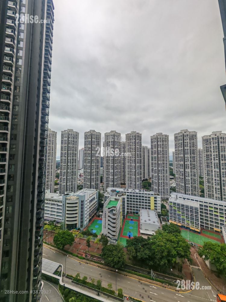 Yoho West Sell 1 Bedroom , 1 Bathroom 303 ft²