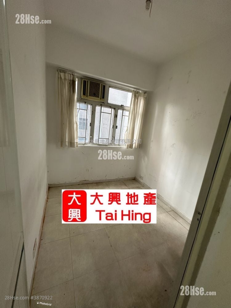 Bell House Sell 2 Bedrooms , 1 Bathroom 388 ft²