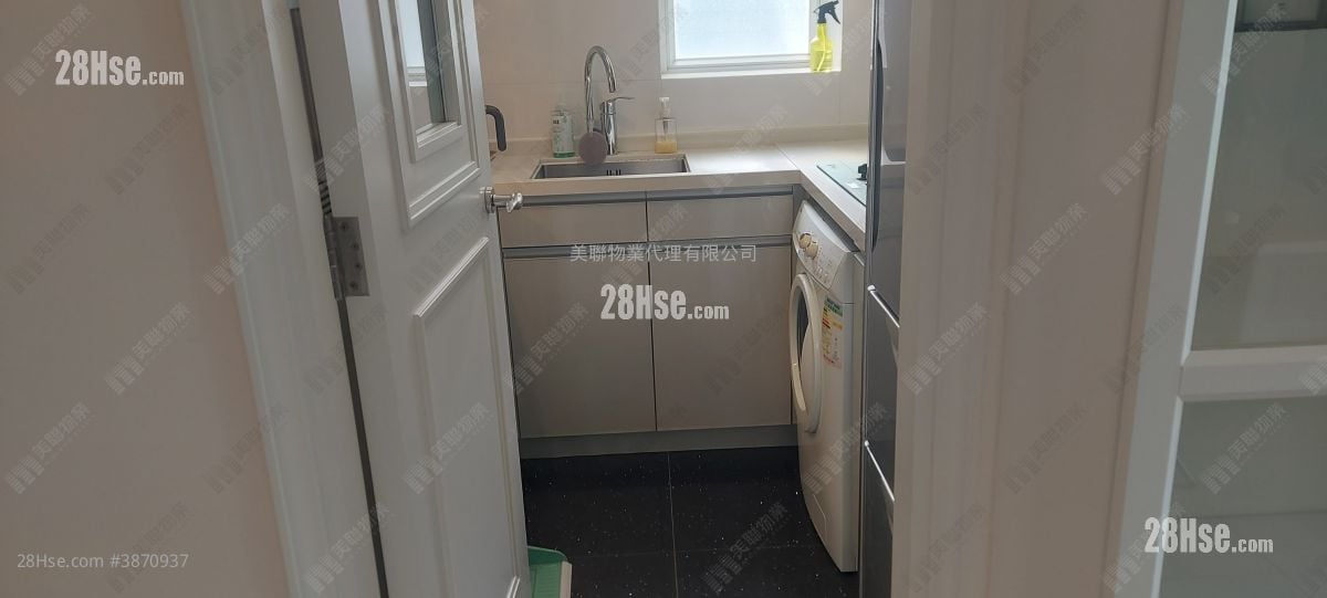 Metro Town Sell 2 Bedrooms , 1 Bathroom 503 ft²