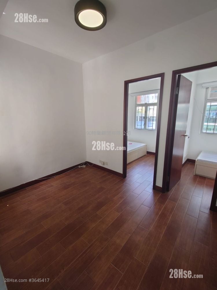 Shing Wan Building Sell 327 ft²