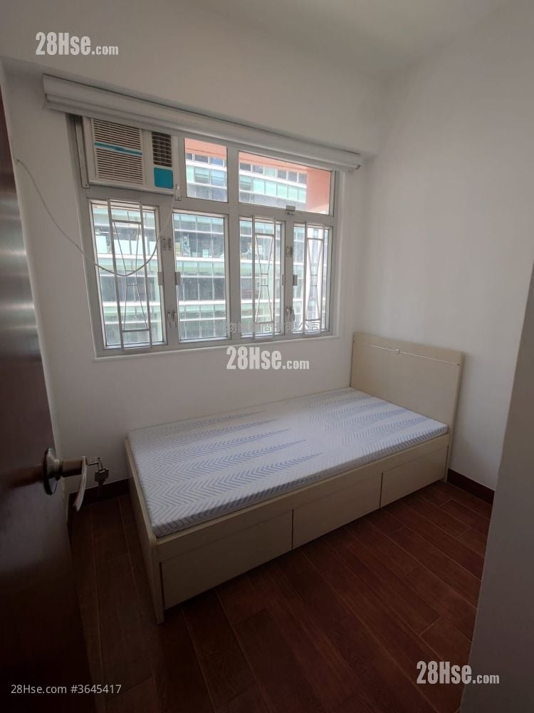 Shing Wan Building Sell 327 ft²