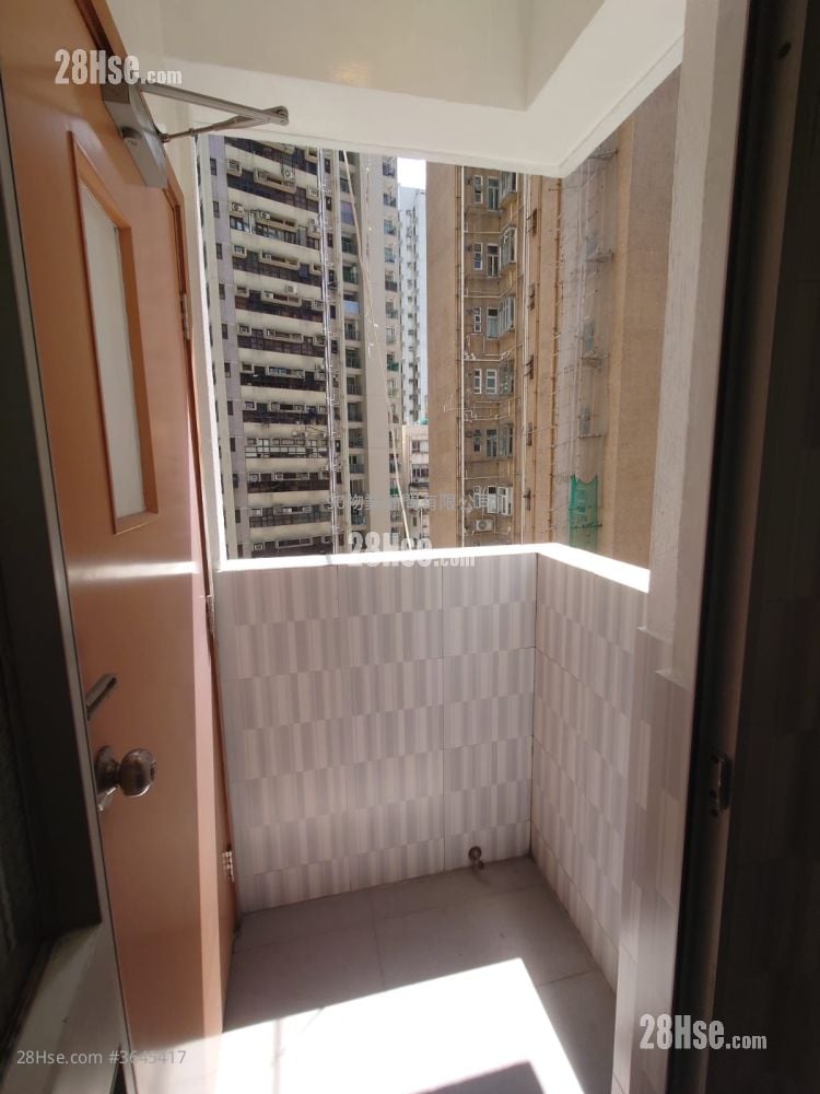 Shing Wan Building Sell 327 ft²