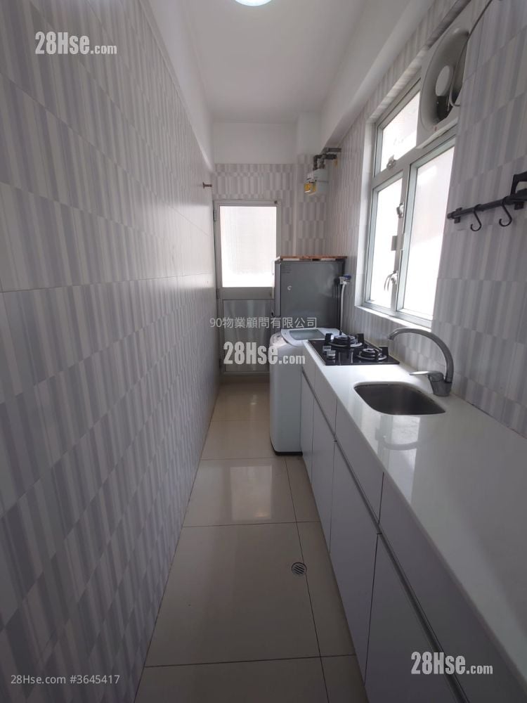 Shing Wan Building Sell 327 ft²