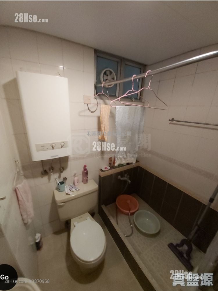 Fanling Centre Rental 3 Bedrooms , 1 Bathroom 513 ft²