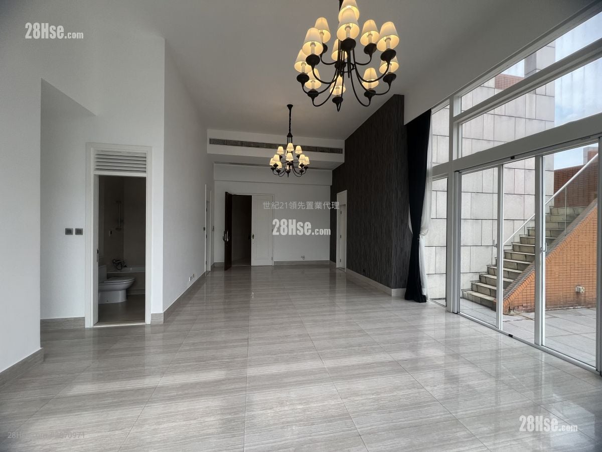 The Grandville Rental 4 Bedrooms , 3 Bathrooms 1,316 ft²
