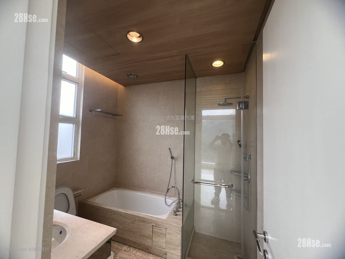 The Grandville Rental 4 Bedrooms , 3 Bathrooms 1,316 ft²