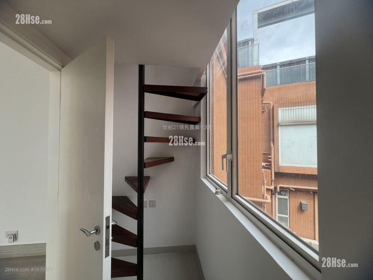 The Grandville Rental 4 Bedrooms , 3 Bathrooms 1,316 ft²