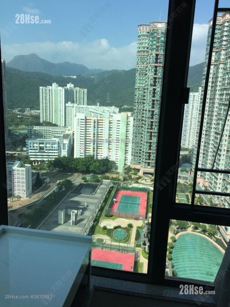 Metro City Sell 2 Bedrooms , 1 Bathroom 538 ft²