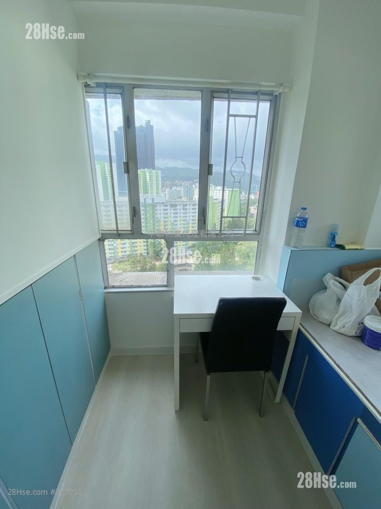 Golden Lion Garden Rental 2 Bedrooms , 1 Bathroom 321 ft²