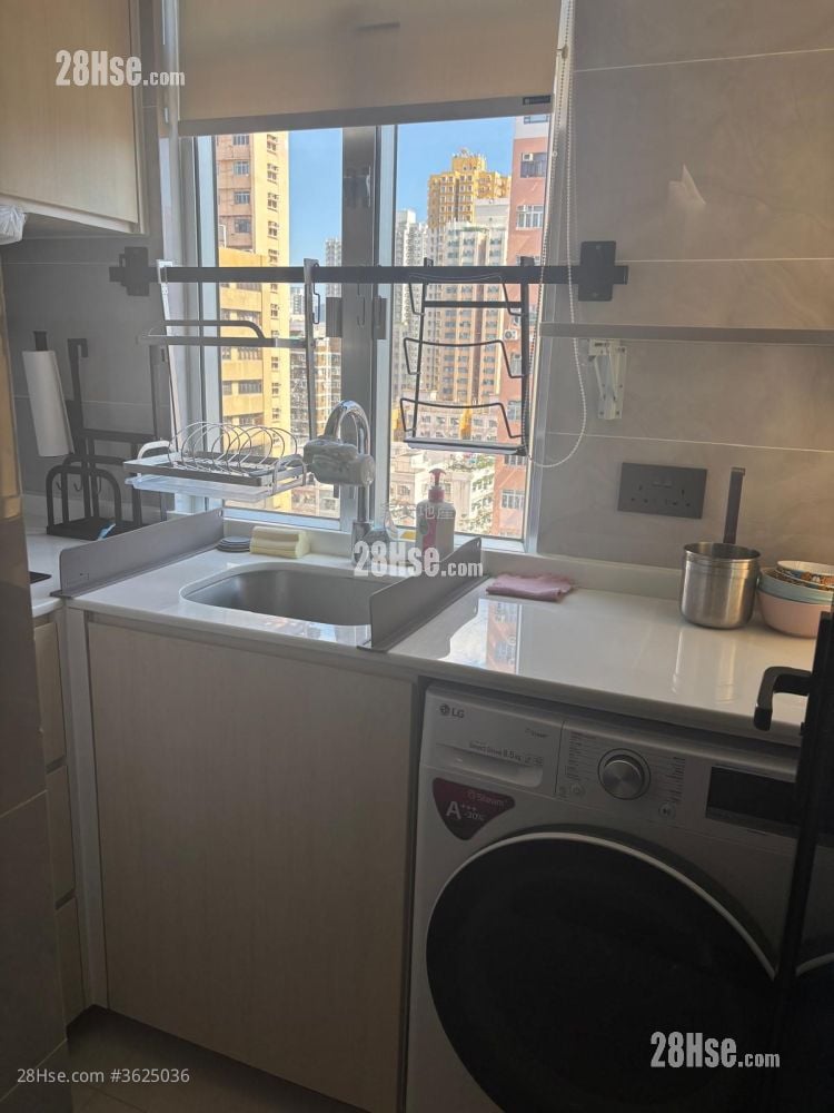 Apartment Sell 1 Bedroom , 1 Bathroom 286 ft²