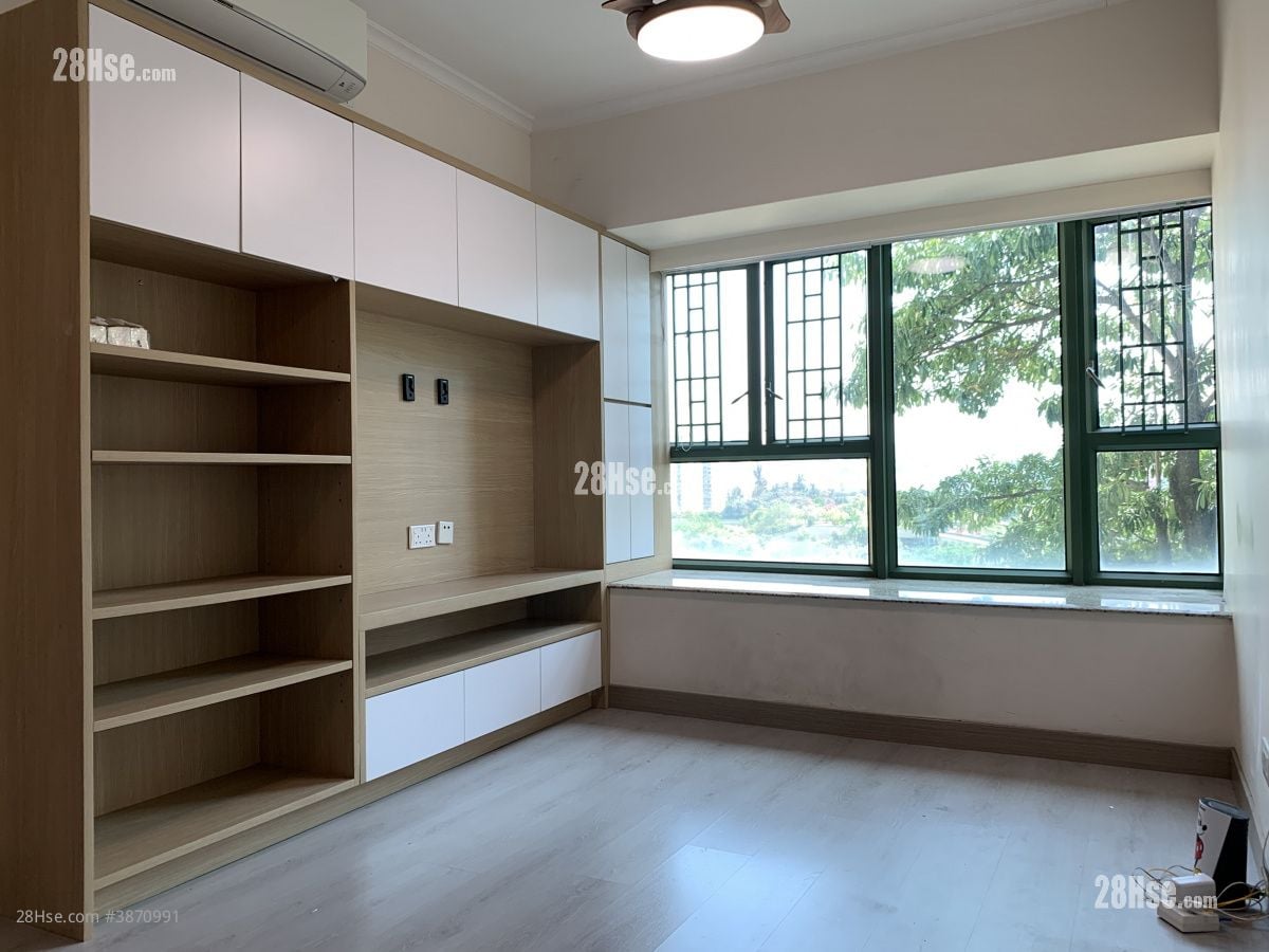living room: Nob Hill Rental 2 Bedrooms , 1 Bathroom 455 ft²