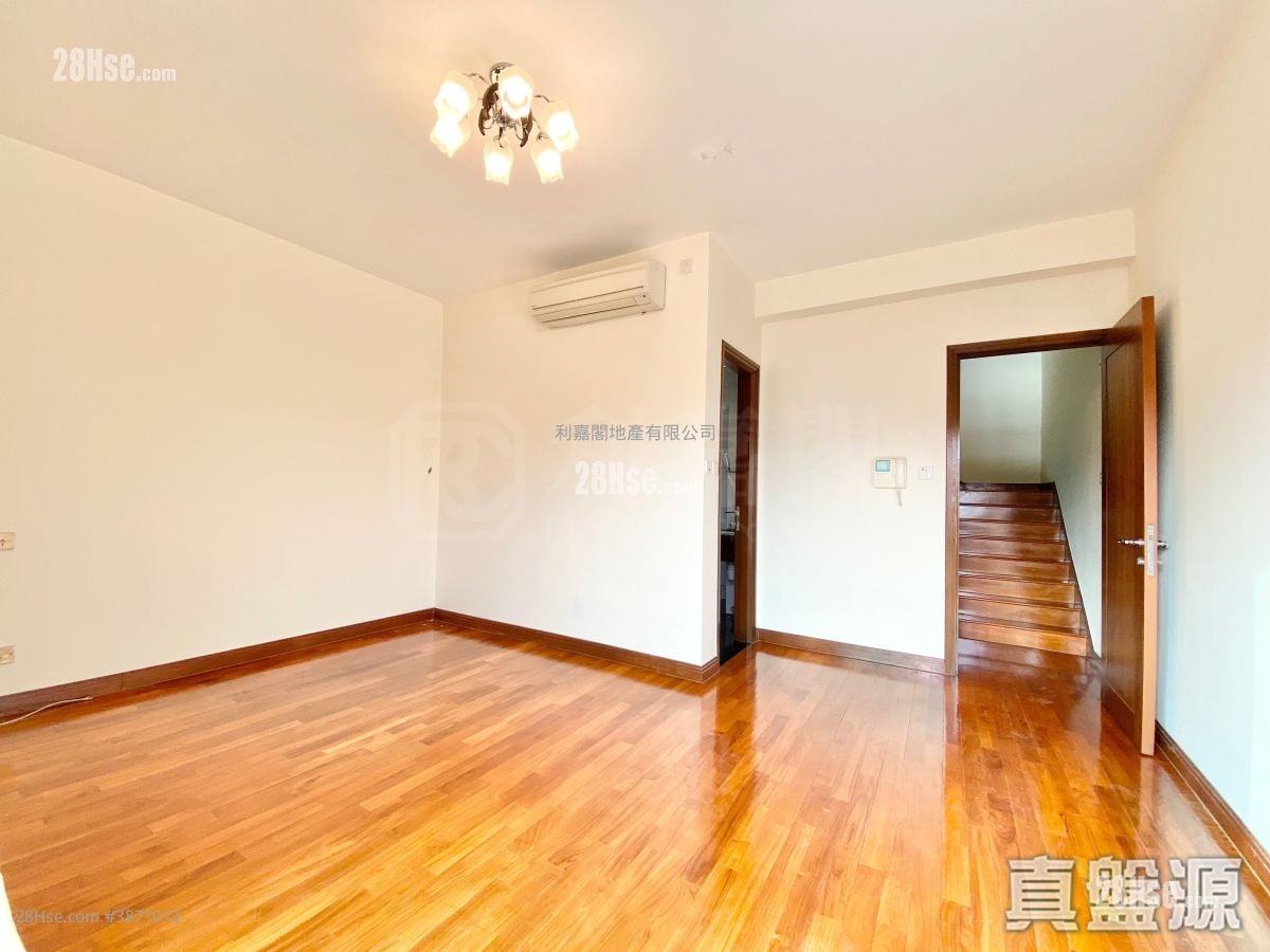 Casa Marina Sell 3 Bedrooms 1,446 ft²