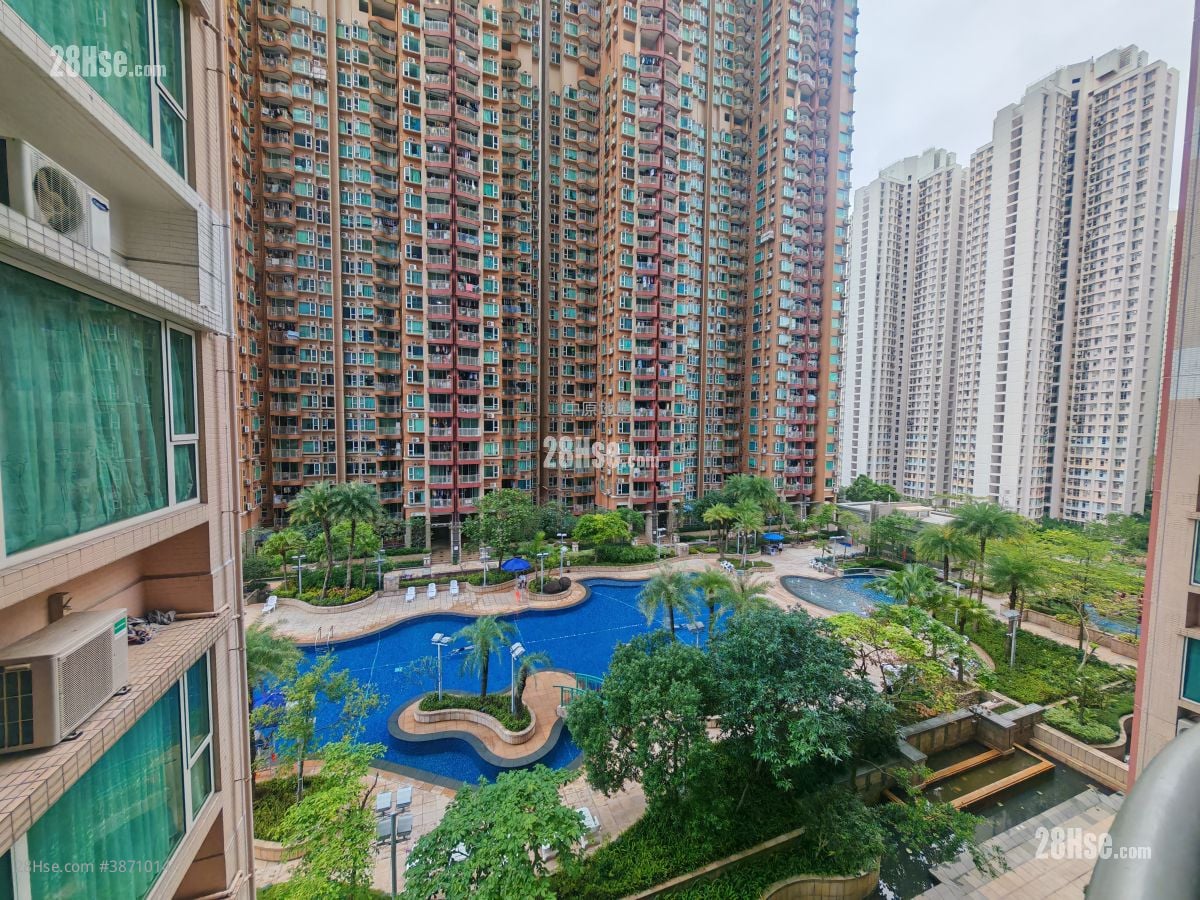 Central Park Towers Sell 3 Bedrooms , 2 Bathrooms 677 ft²