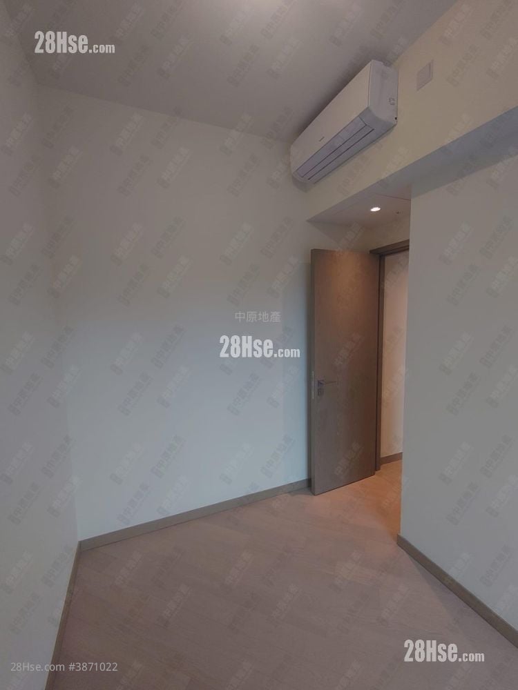 Wetland Seasons Bay Sell 2 Bedrooms , 1 Bathroom 351 ft²