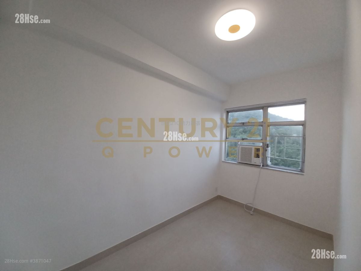 Shan Tsui Court Sell 2 Bedrooms , 1 Bathroom