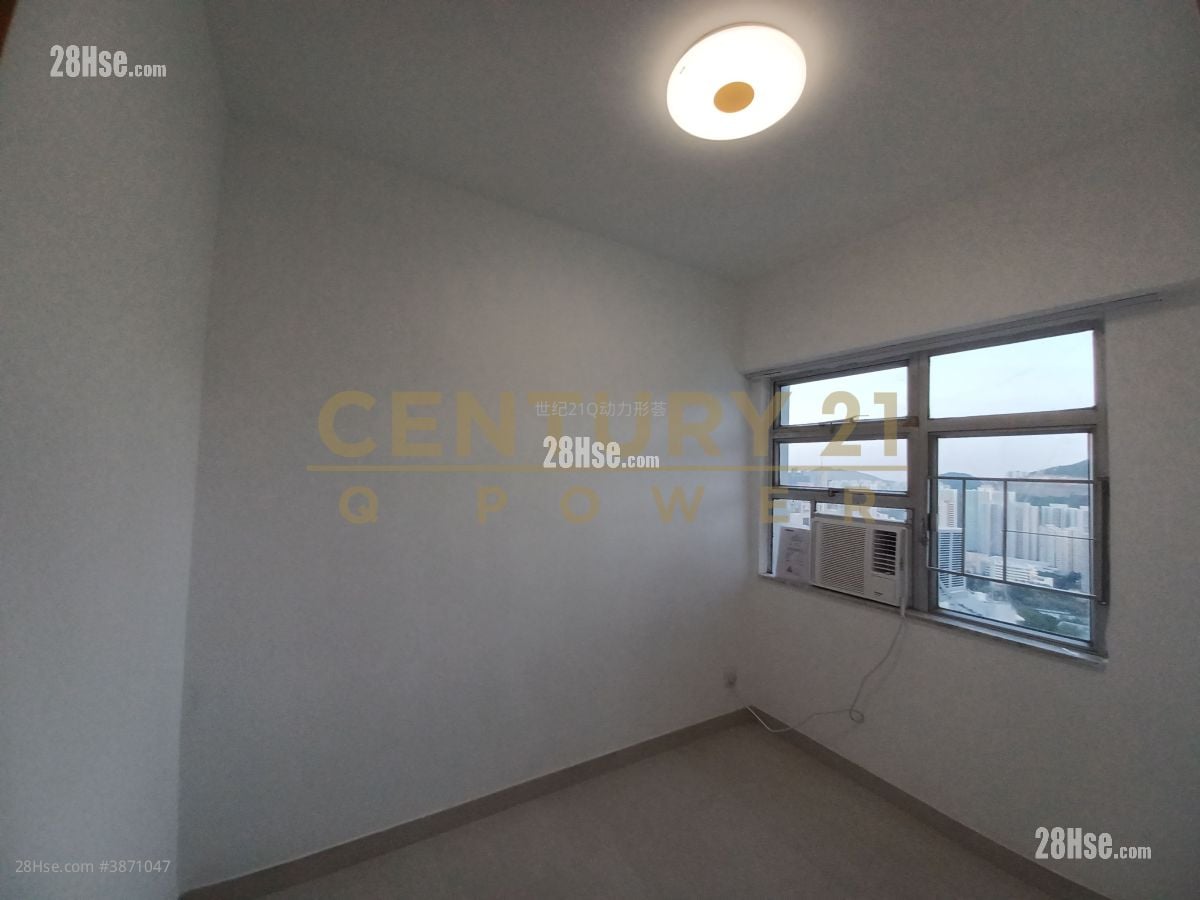Shan Tsui Court Sell 2 Bedrooms , 1 Bathroom