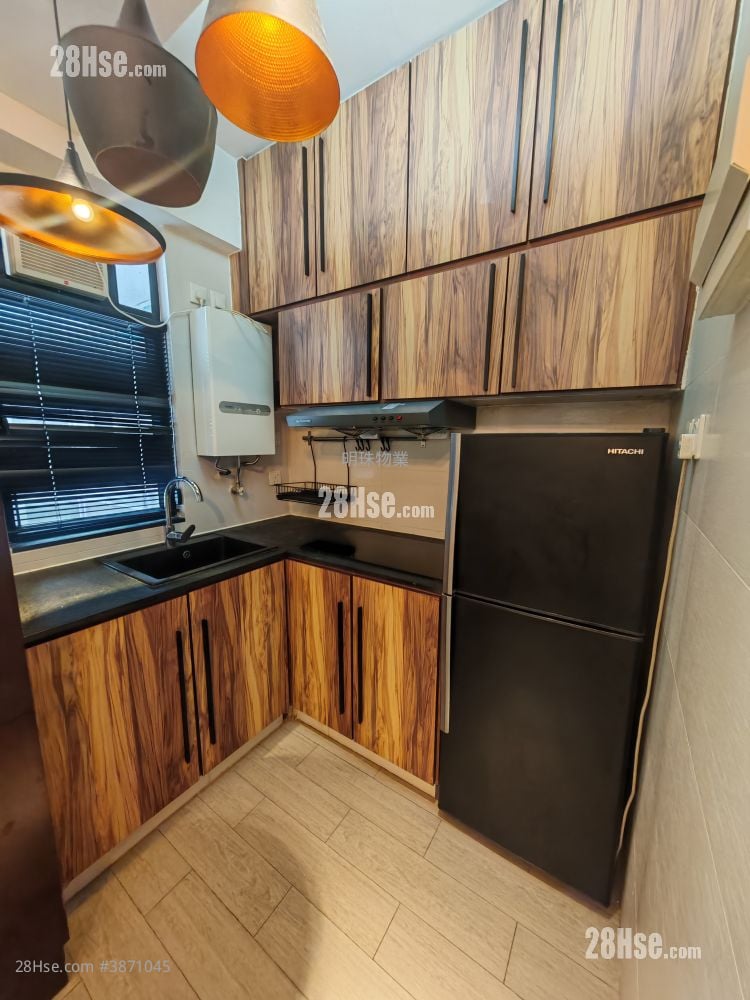 Yen Men Building Rental 1 Bedroom , 1 Bathroom 274 ft²
