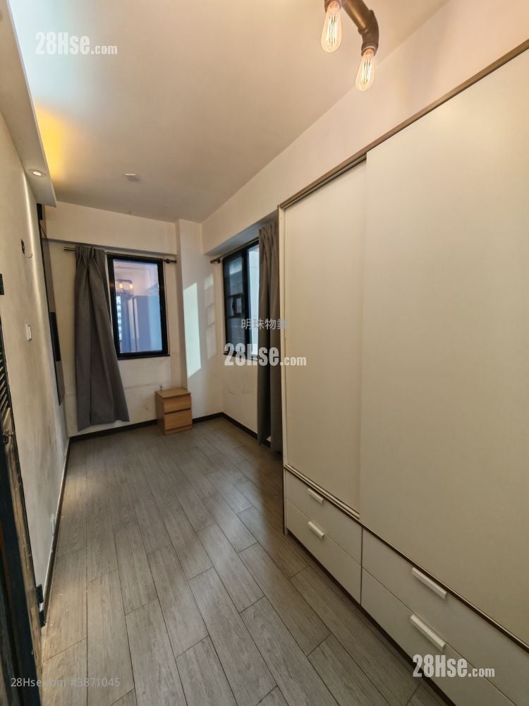 Yen Men Building Rental 1 Bedroom , 1 Bathroom 274 ft²