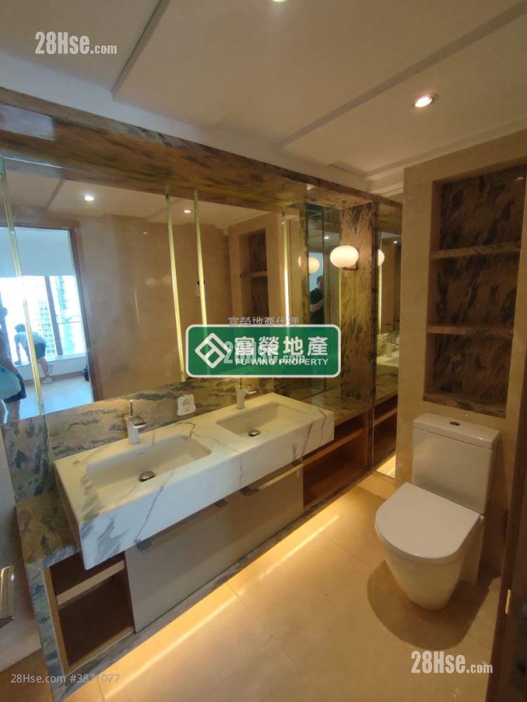 Macpherson Place Sell 2 Bedrooms , 2 Bathrooms 688 ft²