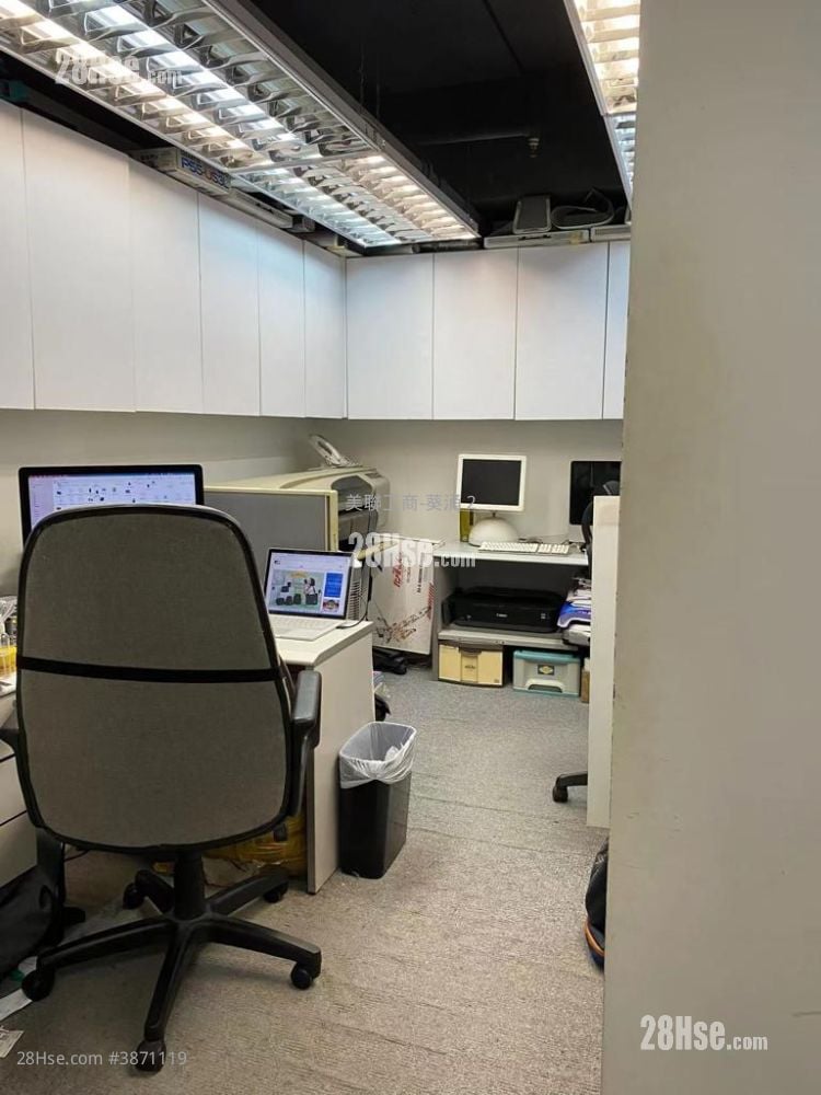 香港工業中心 售盤 3 房 , 2 廁所