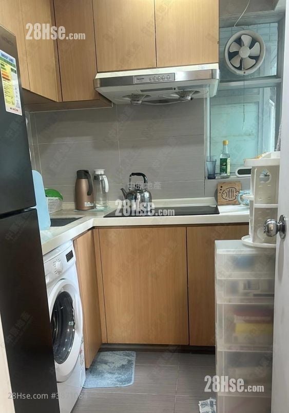 Metro City Sell 2 Bedrooms 364 ft²