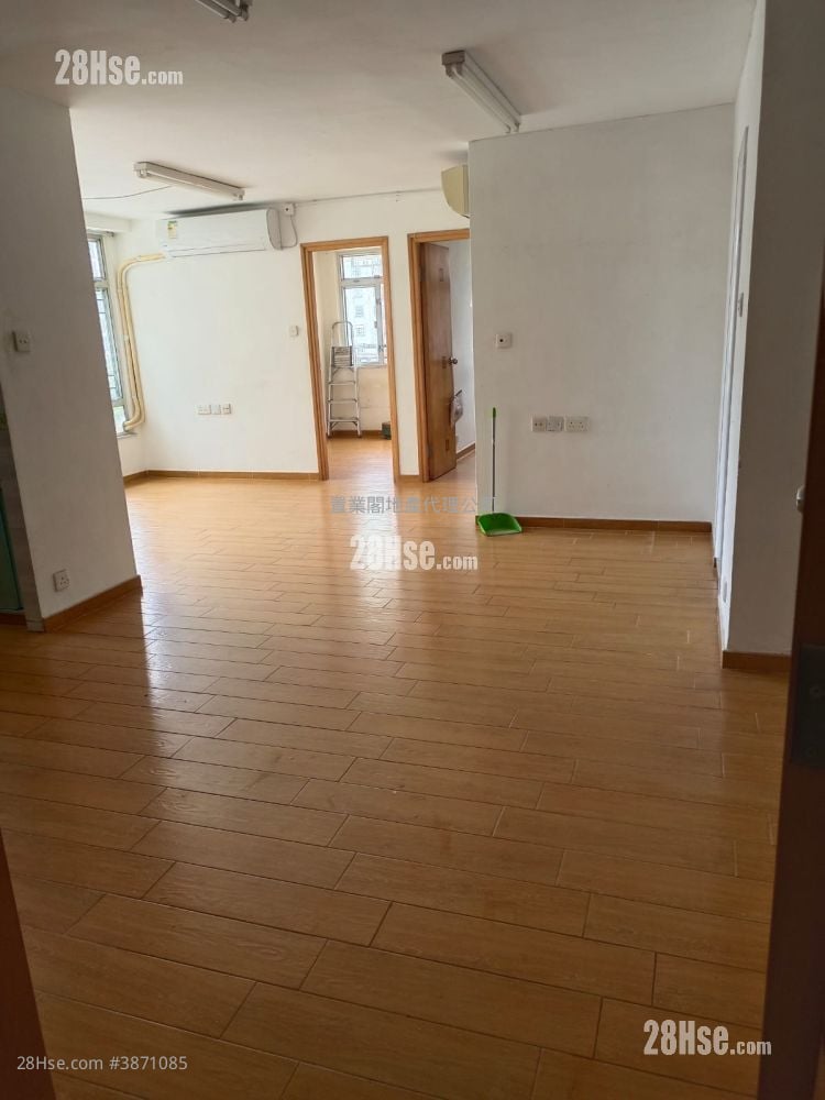 Mei Foo Sun Chuen Rental 2 Bedrooms , 1 Bathroom 717 ft²