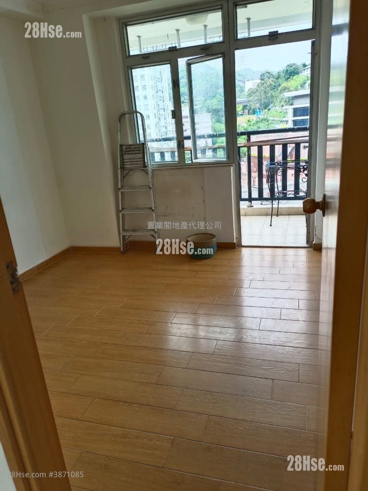 Mei Foo Sun Chuen Rental 2 Bedrooms , 1 Bathroom 717 ft²