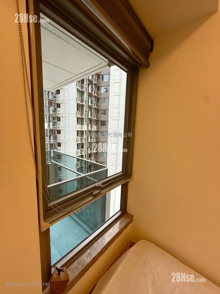 bedroom 1: Ocean Pride Sell 2 Bedrooms , 1 Bathroom 524 ft²