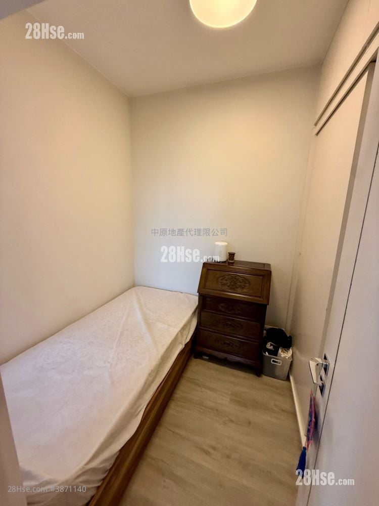 bedroom 1: Ocean Pride Sell 2 Bedrooms , 1 Bathroom 524 ft²