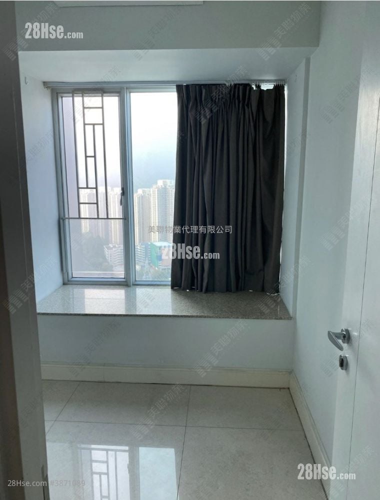 Festival City Sell 3 Bedrooms 757 ft²