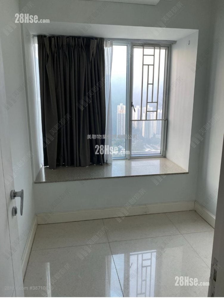 Festival City Sell 3 Bedrooms 757 ft²