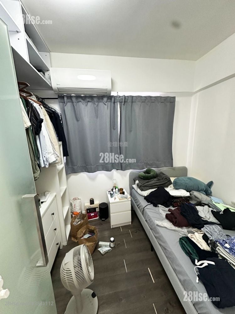 Yee Fung Building Sell 1 Bedroom 280 ft²