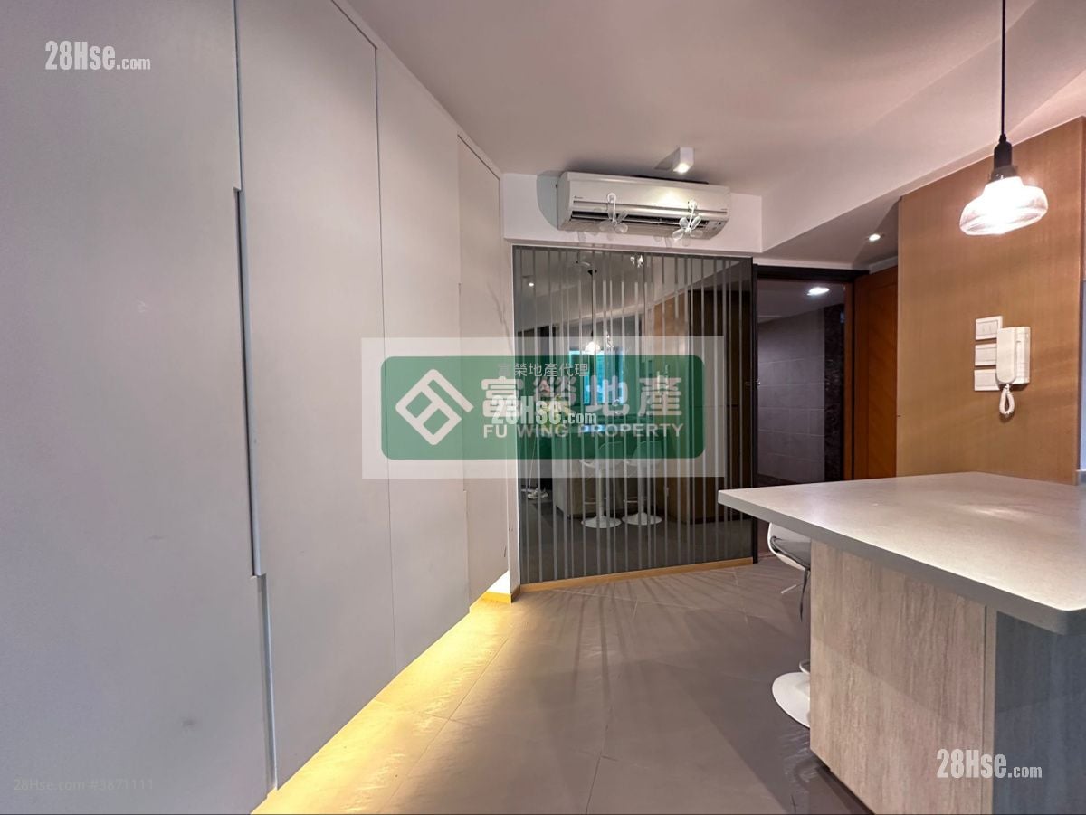 Island Harbourview Sell 2 Bedrooms , 1 Bathroom 490 ft²