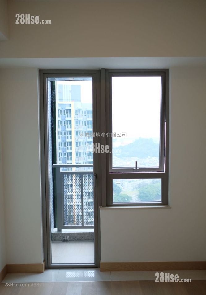 The Spectra Sell 2 Bedrooms 481 ft²