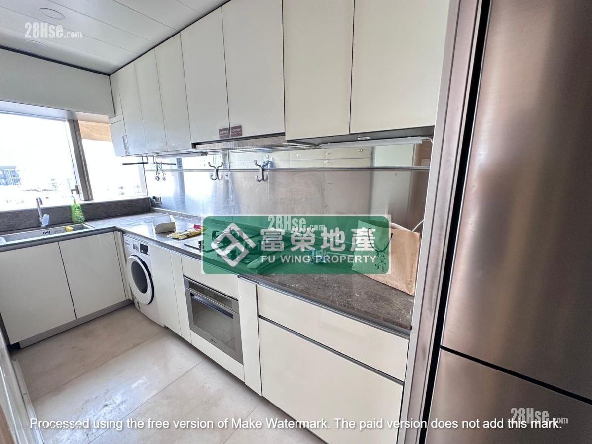 Macpherson Place Sell 3 Bedrooms , 2 Bathrooms 876 ft²