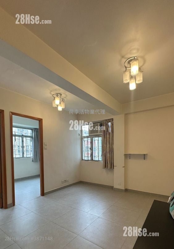 On Wo Building Sell 2 Bedrooms , 1 Bathroom 365 ft²