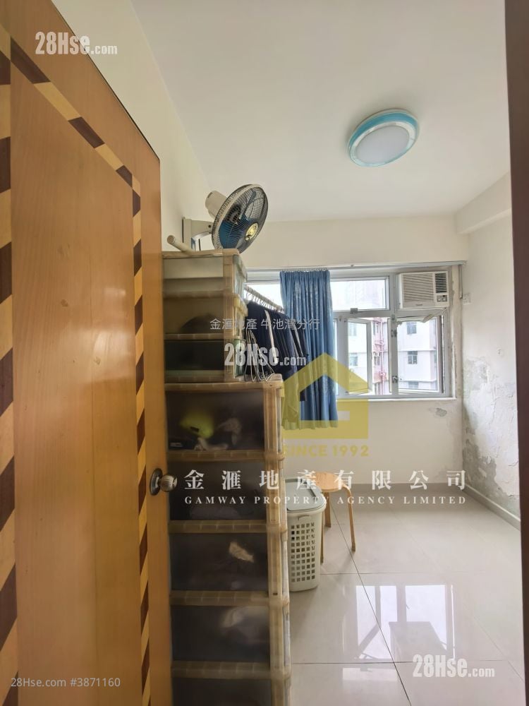 仁富大厦 售盘 2 房 , 1 浴室 429 平方尺