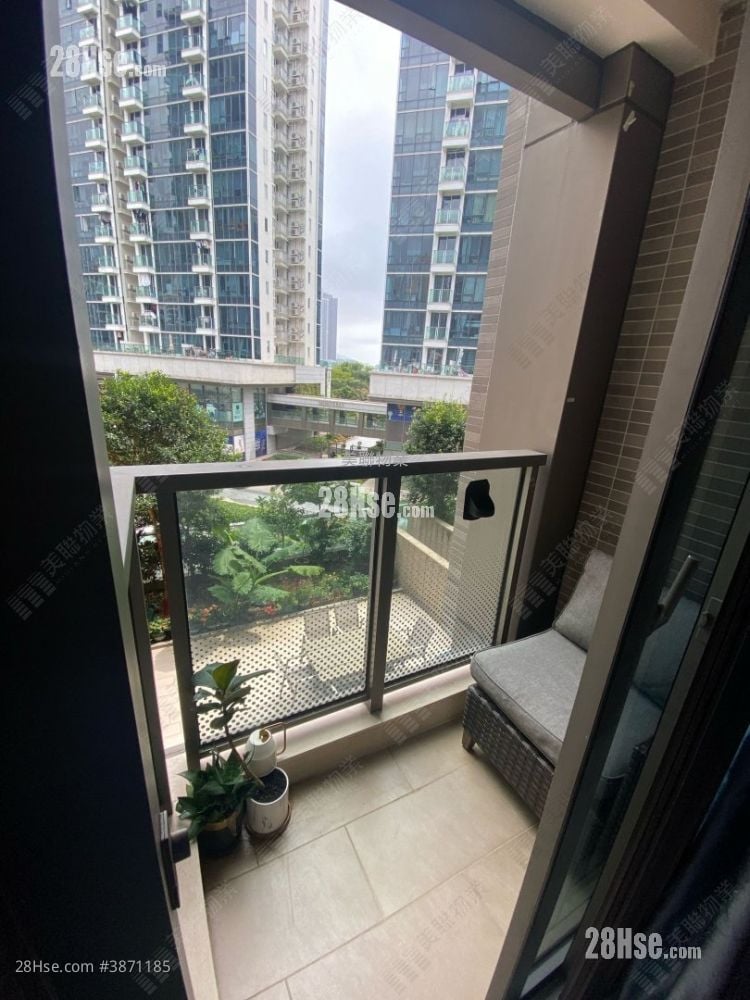 The Papillons Sell 2 Bedrooms 513 ft²