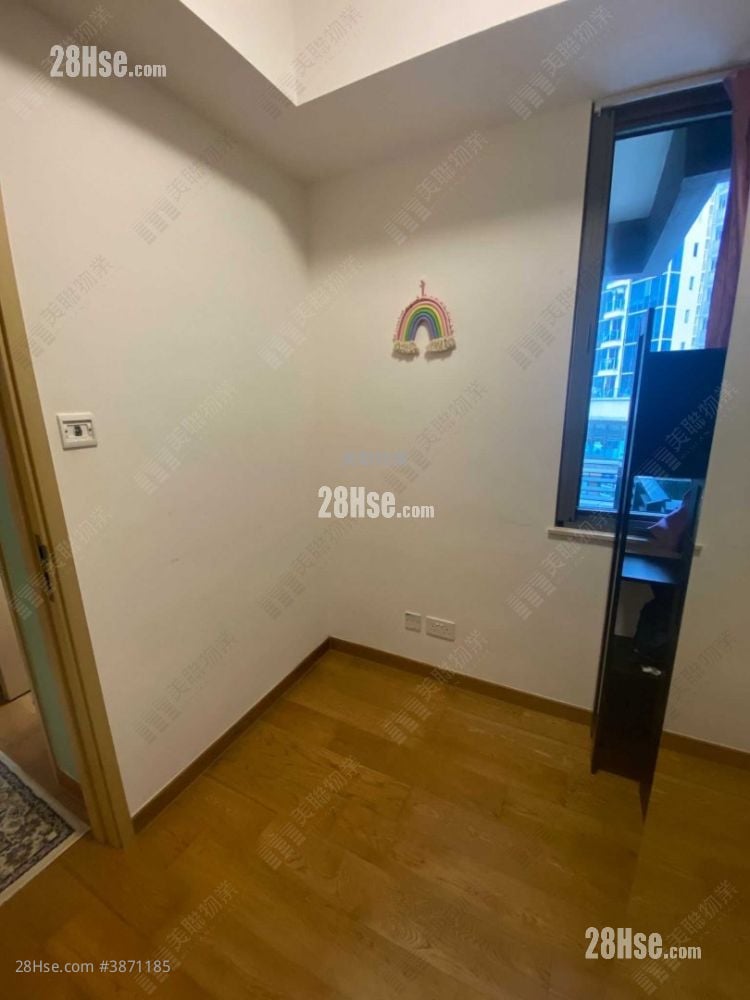 The Papillons Sell 2 Bedrooms 513 ft²