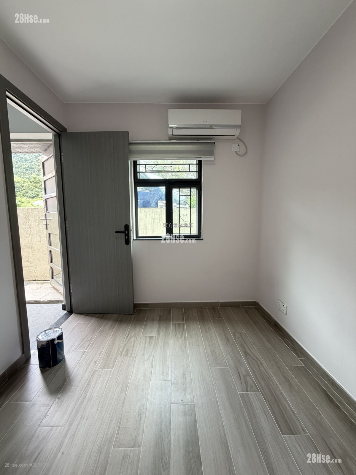 Village Rental 3 Bedrooms , 1 Bathroom 700 ft²
