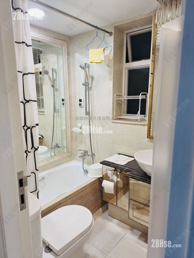 Lohas Park Lp03 Rental 3 Bedrooms , 3 Bathrooms 803 ft²