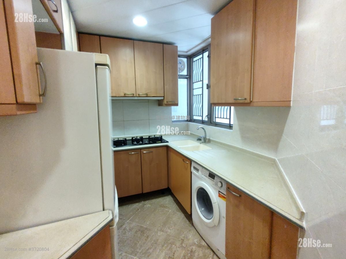 Sorrento Rental 3 Bedrooms , 2 Bathrooms 853 ft²