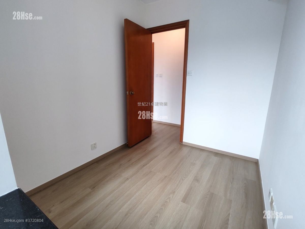 Sorrento Rental 3 Bedrooms , 2 Bathrooms 853 ft²
