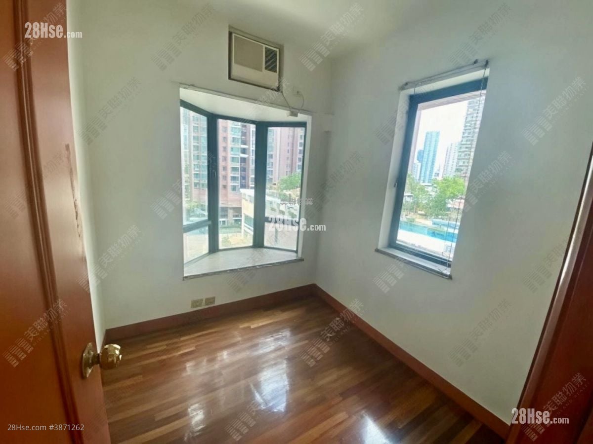 灝景灣 售盤 3 房 674 平方呎
