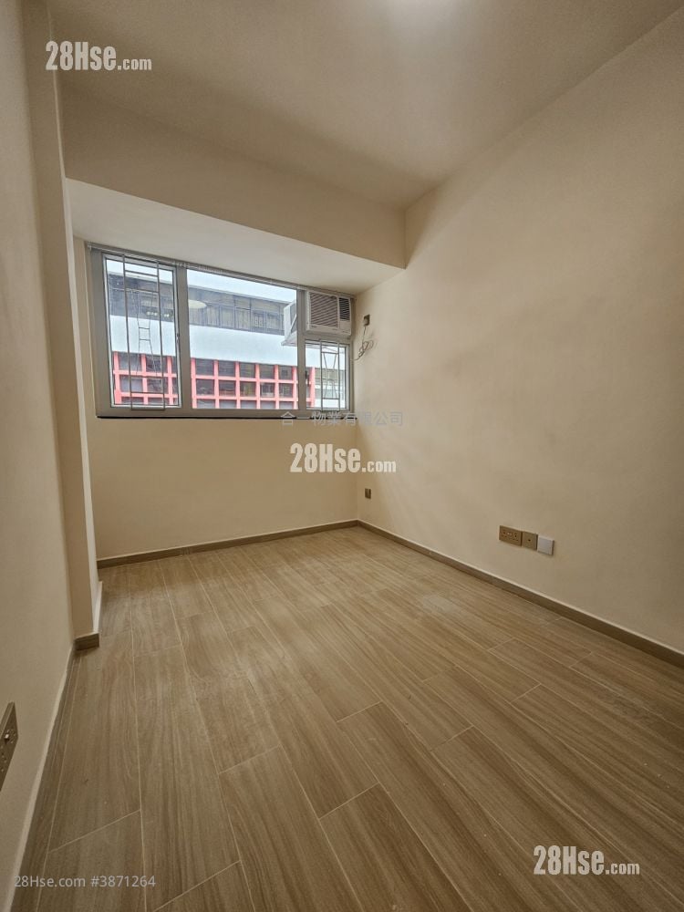 Tai Tak Building Rental Studio , 1 Bathroom 120 ft²
