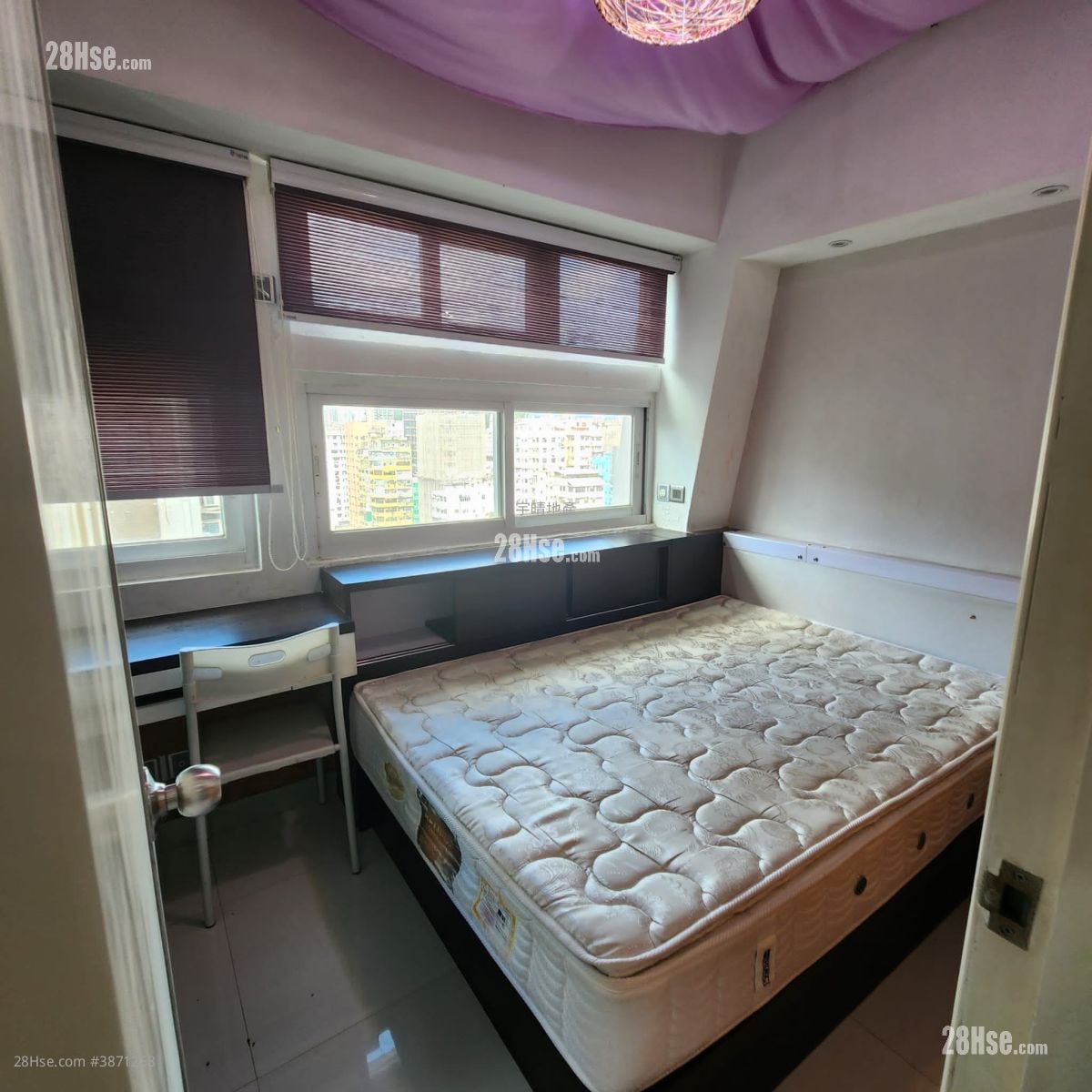 Cannan Building Sell 1 Bedroom , 1 Bathroom 255 ft²