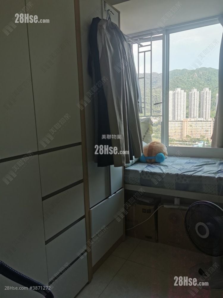 Festival City Rental 4 Bedrooms , 2 Bathrooms 958 ft²