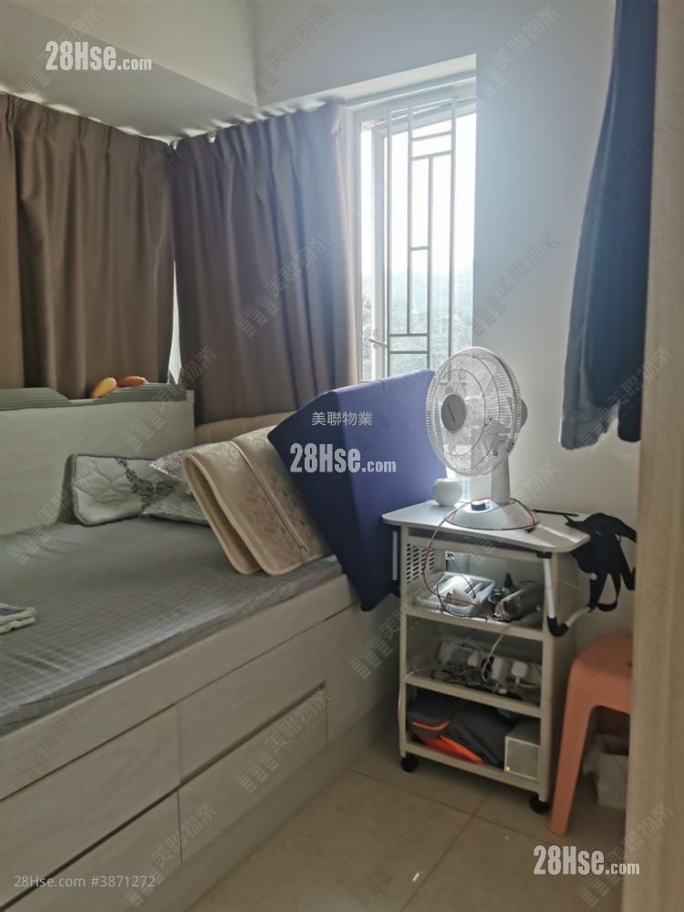 Festival City Rental 4 Bedrooms , 2 Bathrooms 958 ft²