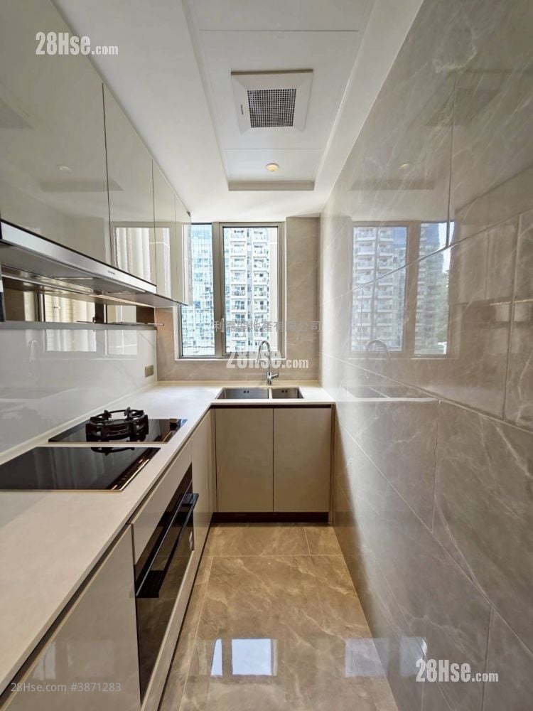 Grand Mayfair  Sell 3 Bedrooms 767 ft²