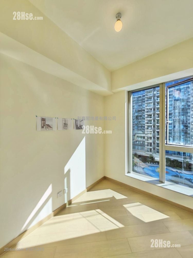 Grand Mayfair  Sell 3 Bedrooms 767 ft²